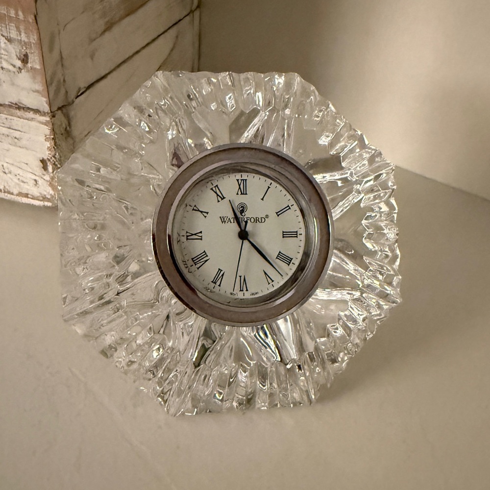 Waterford Crystal Classic Lismore Diamond Shape Desk Clock 3.5"